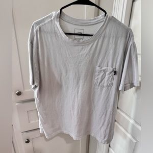 Women’s white north face tee - xl